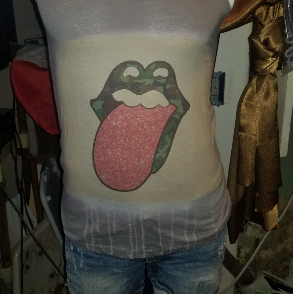 Razor back tank top